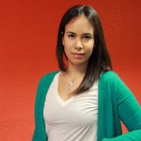 A women smiling.